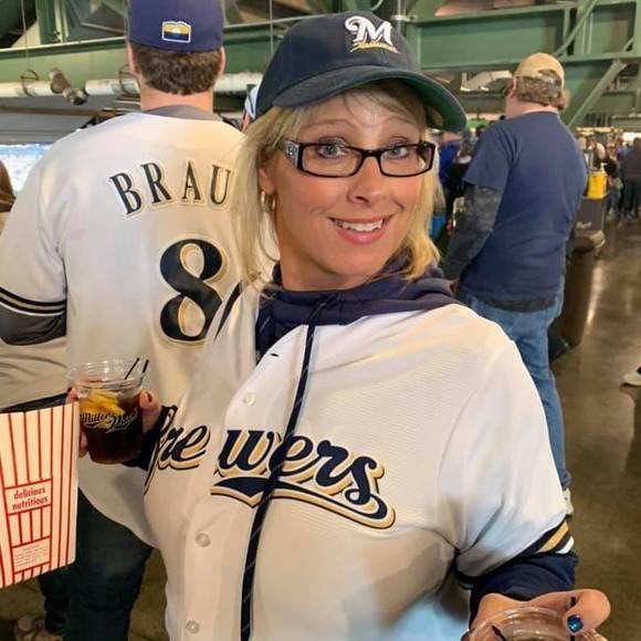 Meet your Posher, Beth - Picture 1 of 1